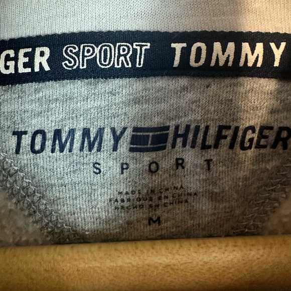 Tommy Hilfiger Grey Hoodie - Picture 6 of 7
